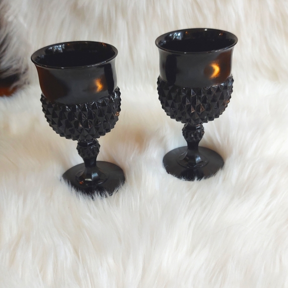 Other - Vintage black amethyst wine glass pair